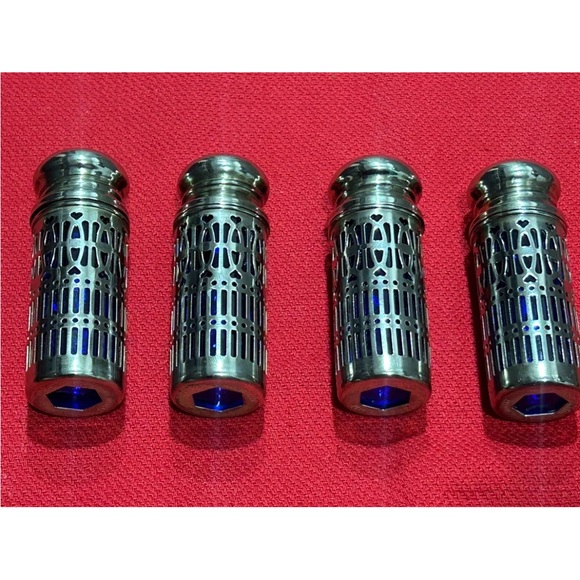 Vintage Silver Plated Salt And Pepper Shaker Blue Glass UK PAT No 1014132 4Set‎